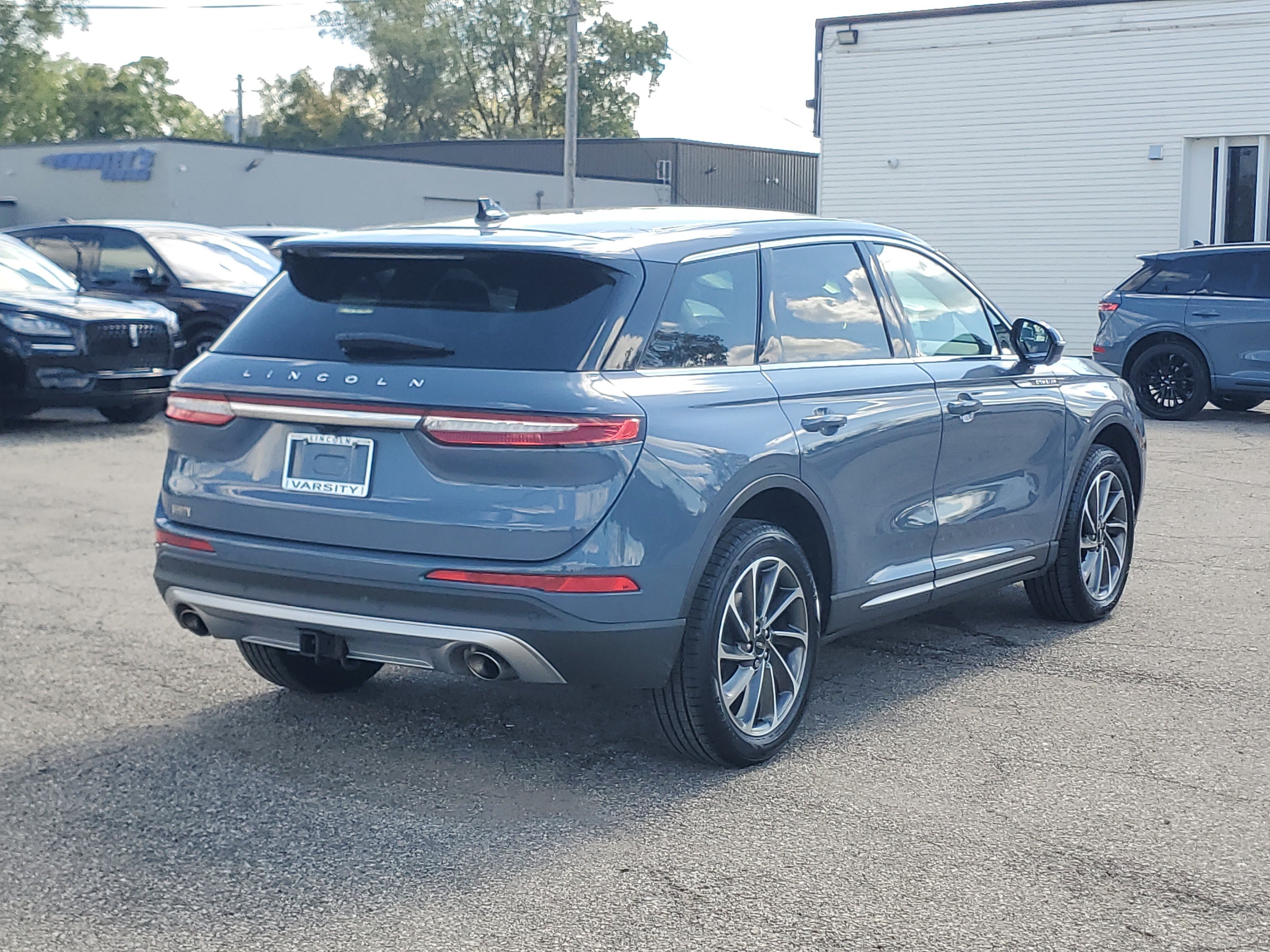 Certified 2024 Lincoln Corsair AWD w/ Equipment Group 101A image 6