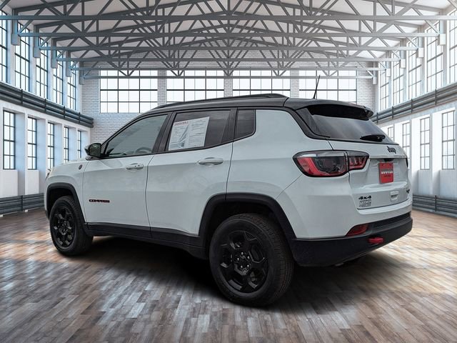 Used 2023 Jeep Compass Trailhawk image 6