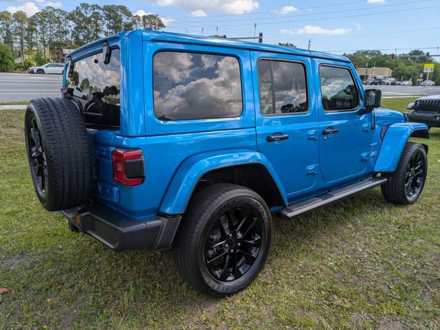 Used 2022 Jeep Wrangler Unlimited Sahara w/ Safety Group image 4