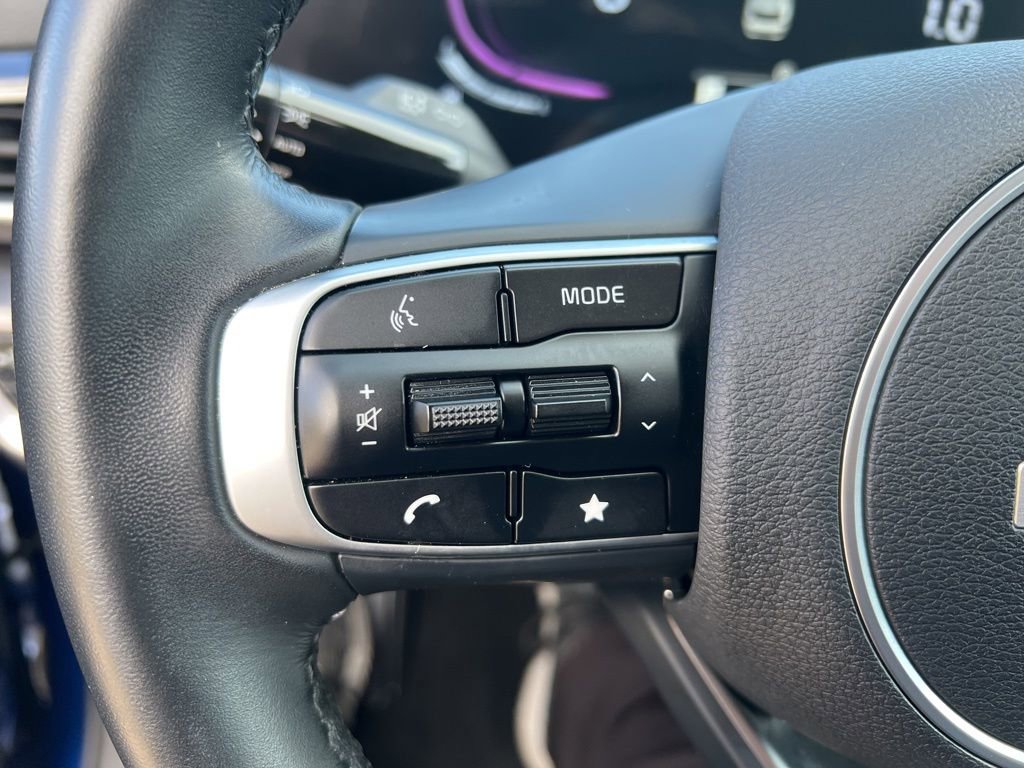 Certified 2025 Kia Sportage EX image 60