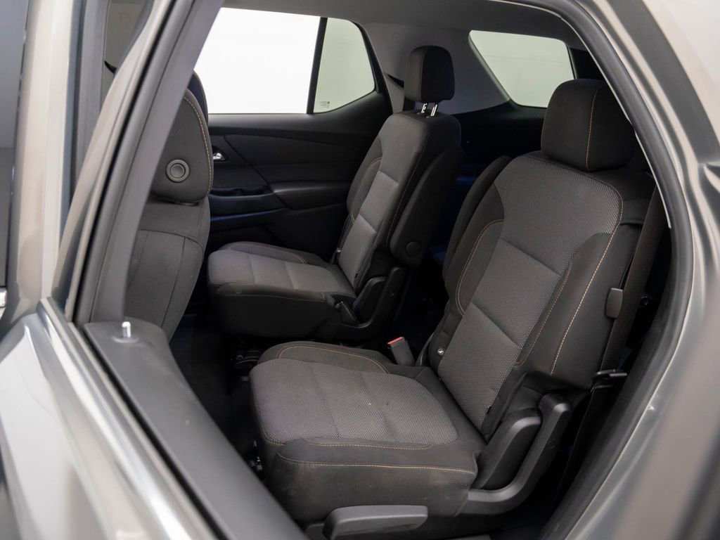 Used 2019 Chevrolet Traverse LT image 17