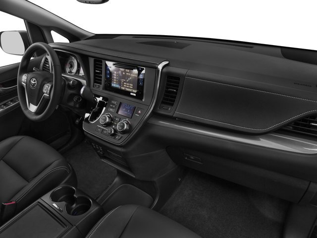 Used 2016 Toyota Sienna SE w/ SE Preferred Package image 18