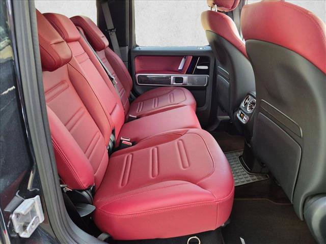 Used 2024 Mercedes-Benz G 550 image 23
