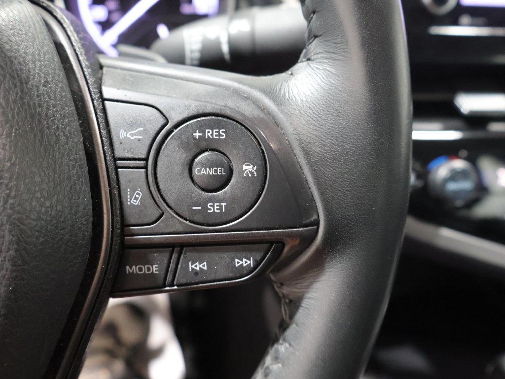 Used 2023 Toyota Camry SE w/ Convenience Package FWD image 34
