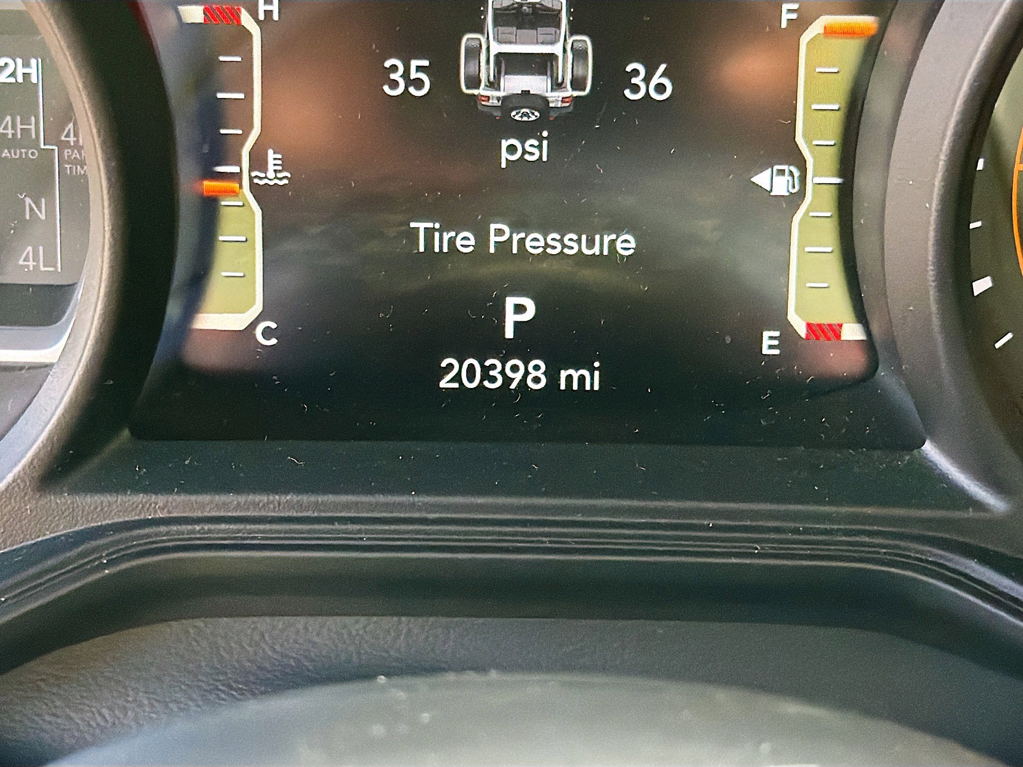 Used 2024 Jeep Wrangler Unlimited Rubicon image 39