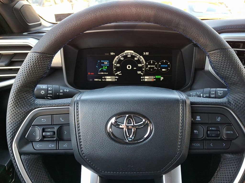 Used 2025 Toyota Sequoia Platinum image 22