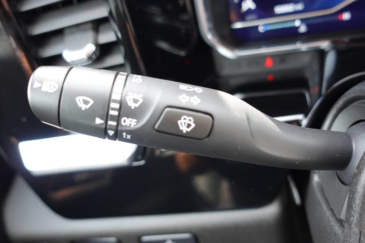 Used 2024 Chevrolet Silverado 1500 LT AWD/4WD image 49