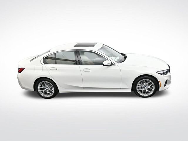 Used 2026 BMW 330i xDrive Sedan w/ Premium Package image 21