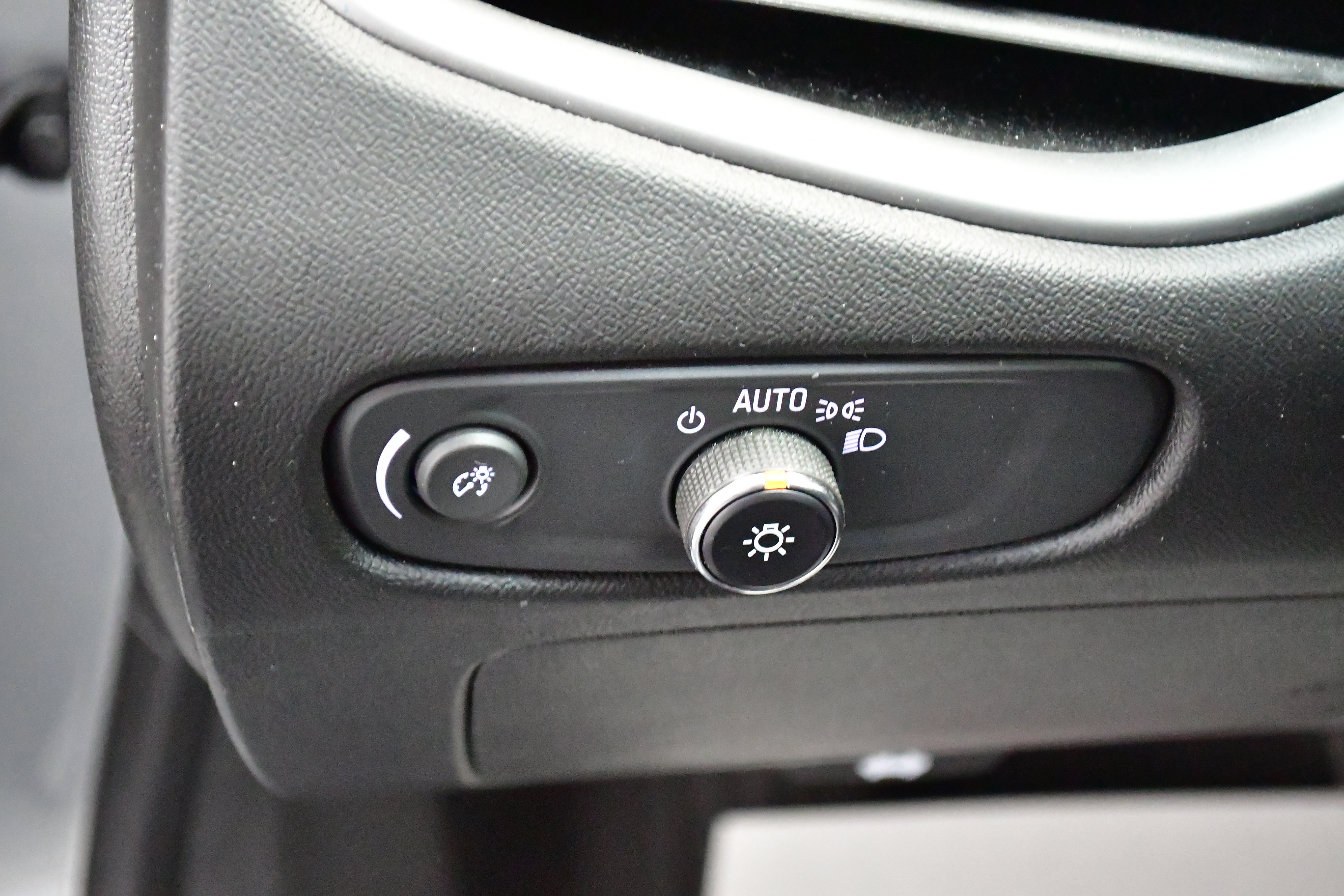 Used 2024 Chevrolet Malibu LT image 24