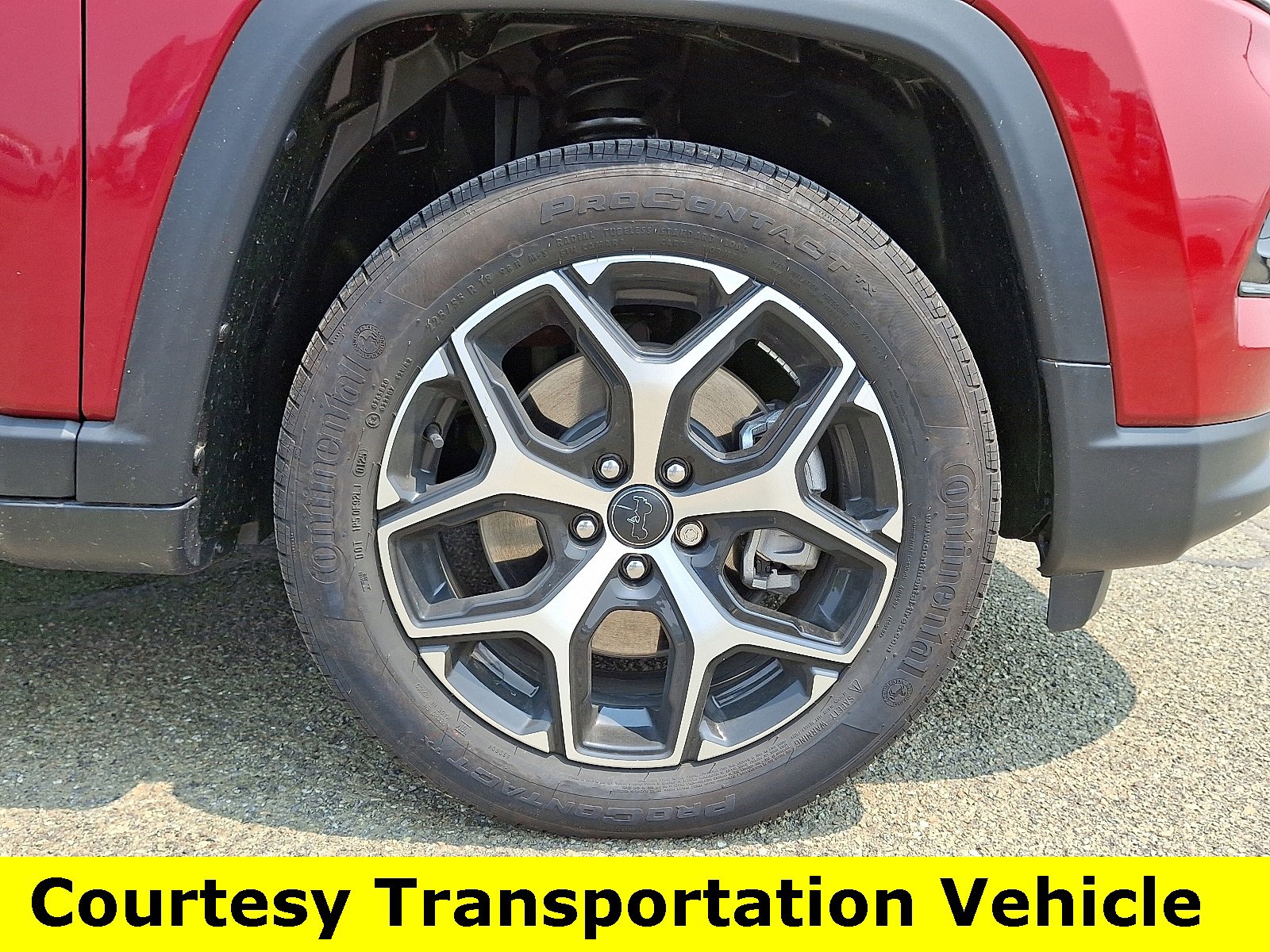 New 2025 Jeep Compass Limited w/ Sun & Sound Group image 5