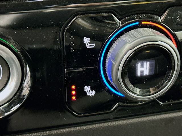 Used 2024 Chevrolet Silverado 1500 LT image 21