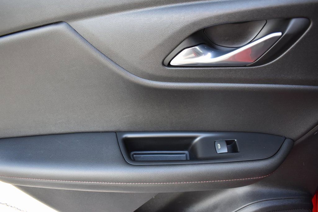 Used 2020 Chevrolet Blazer RS image 12