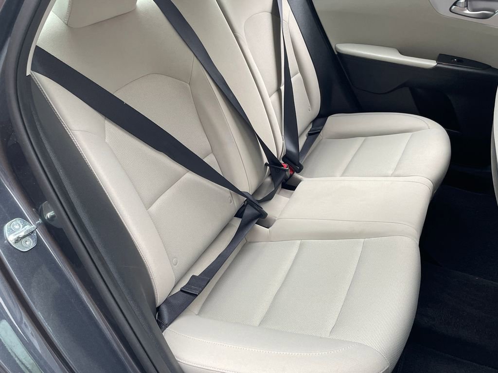 Used 2023 Kia Forte LXS image 33