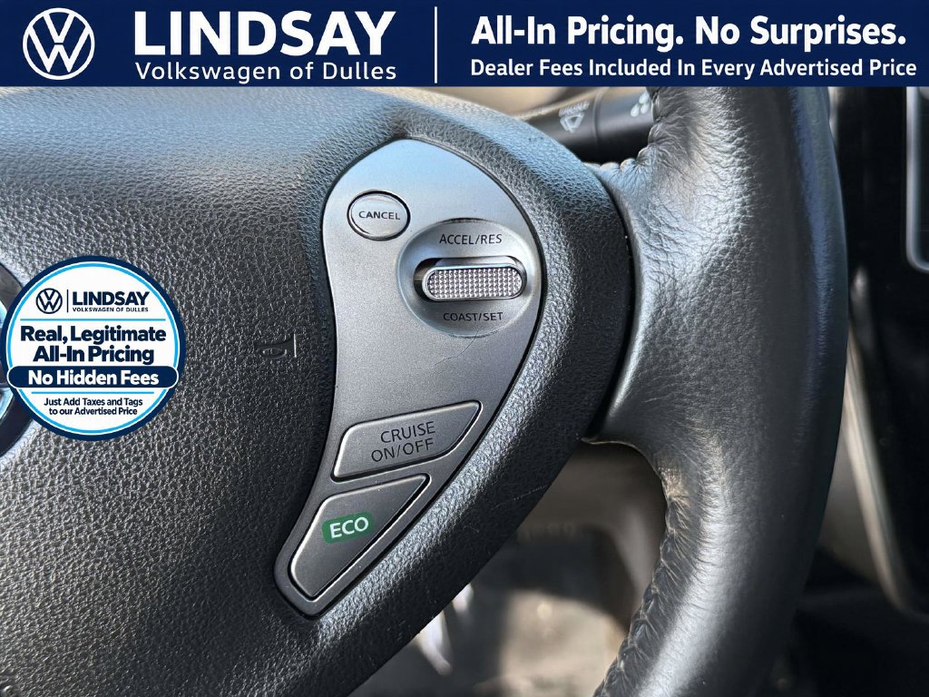 Used 2017 Nissan Leaf SL w/ Premium Package FWD image 19