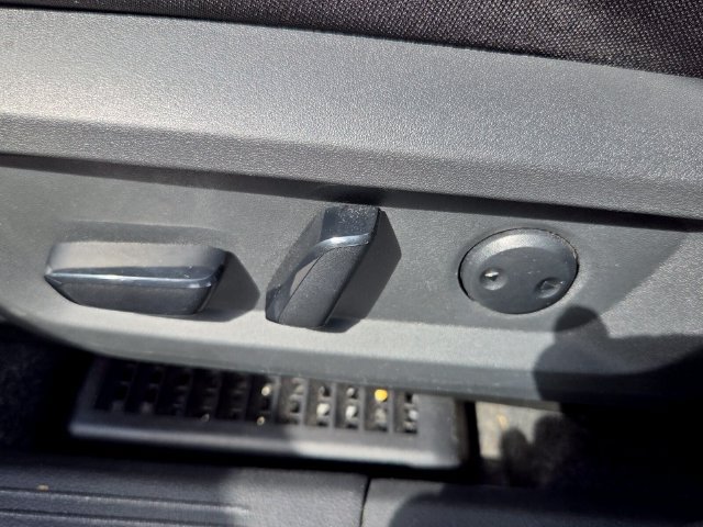 Used 2023 Nissan Rogue SV FWD image 20