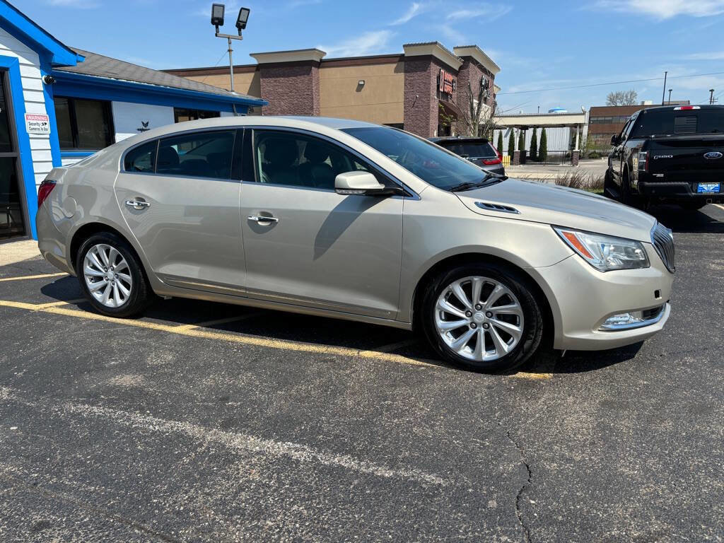 Used 2014 Buick LaCrosse Leather w/ Driver Confidence Package image 3