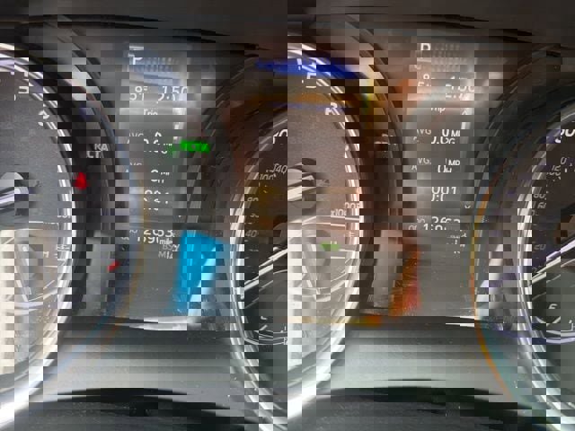 Used 2019 Toyota Camry SE w/ Convenience Package FWD image 15