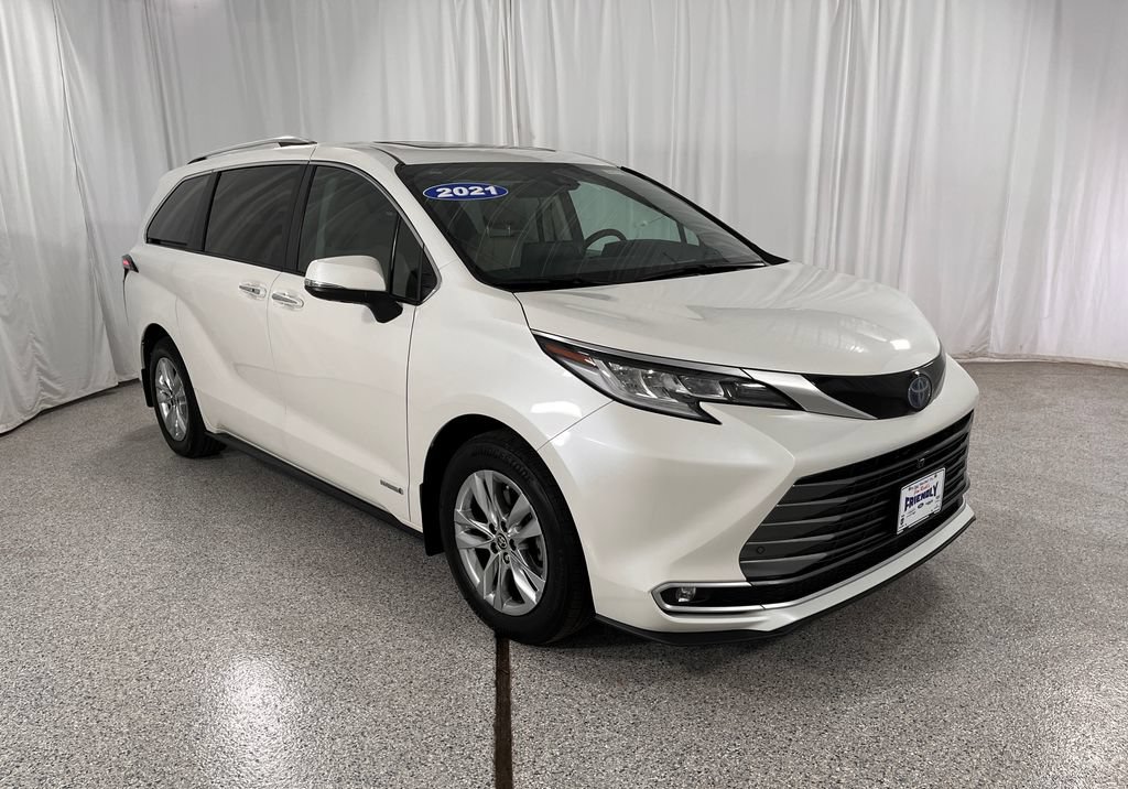 Used 2021 Toyota Sienna Limited AWD/4WD image 16
