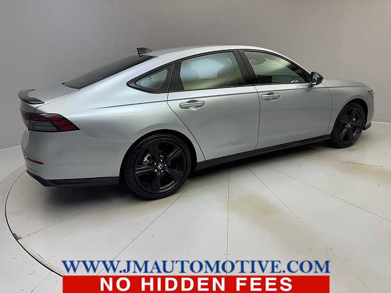 Used 2023 Honda Accord Sport image 5