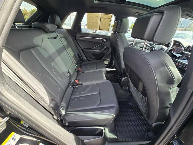 Used 2025 Audi Q3 2.0T Premium w/ Convenience Package AWD/4WD image 12