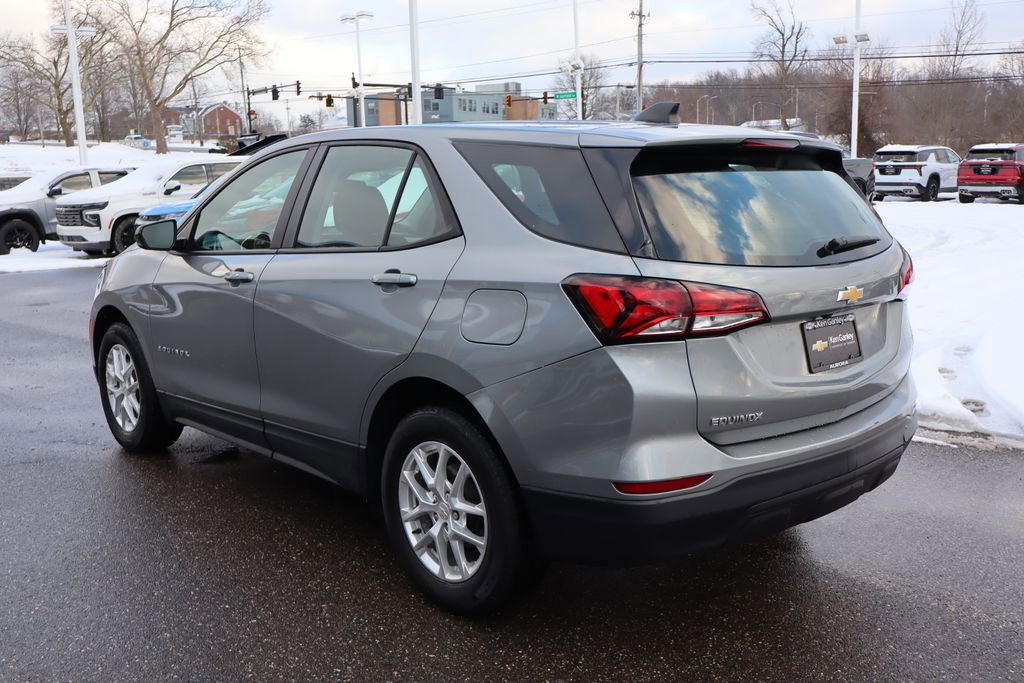 Used 2024 Chevrolet Equinox LS image 27