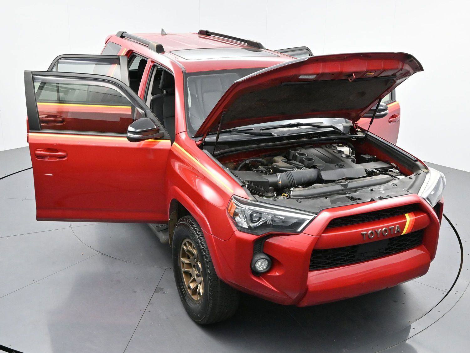 Used 2023 Toyota 4Runner 40th Anniversary SE AWD/4WD image 42
