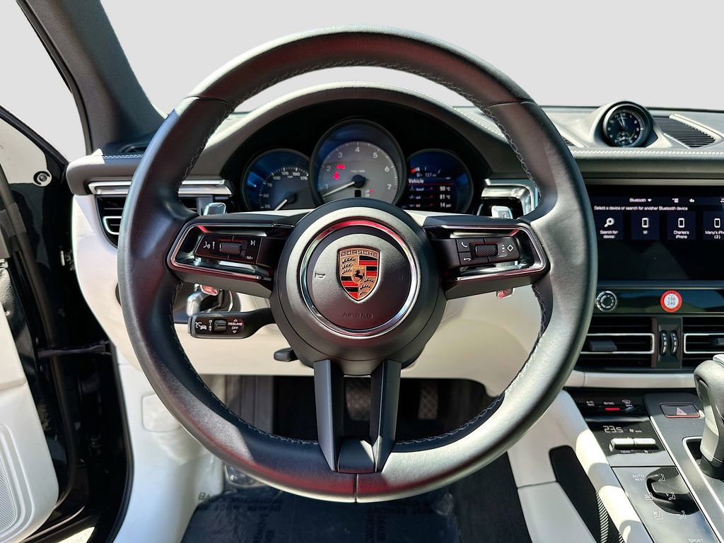 Certified 2023 Porsche Macan S AWD/4WD image 12