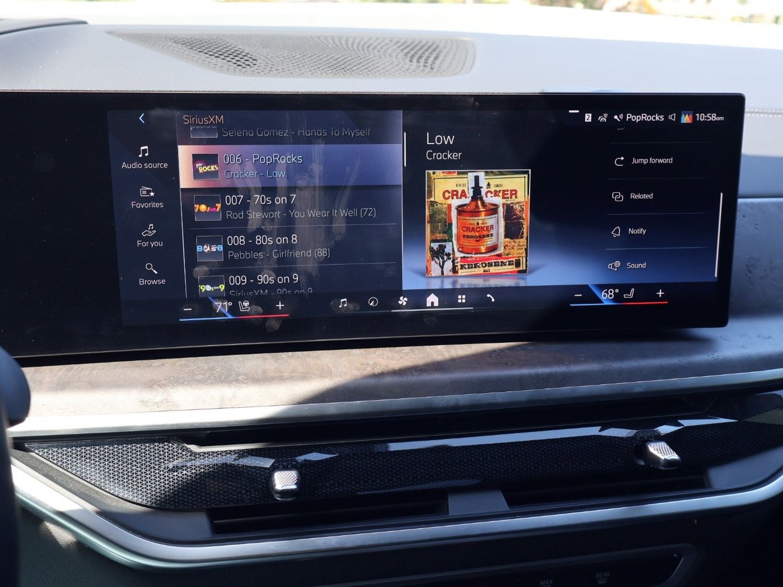 Used 2024 BMW X5 sDrive40i w/ Premium Package RWD image 17