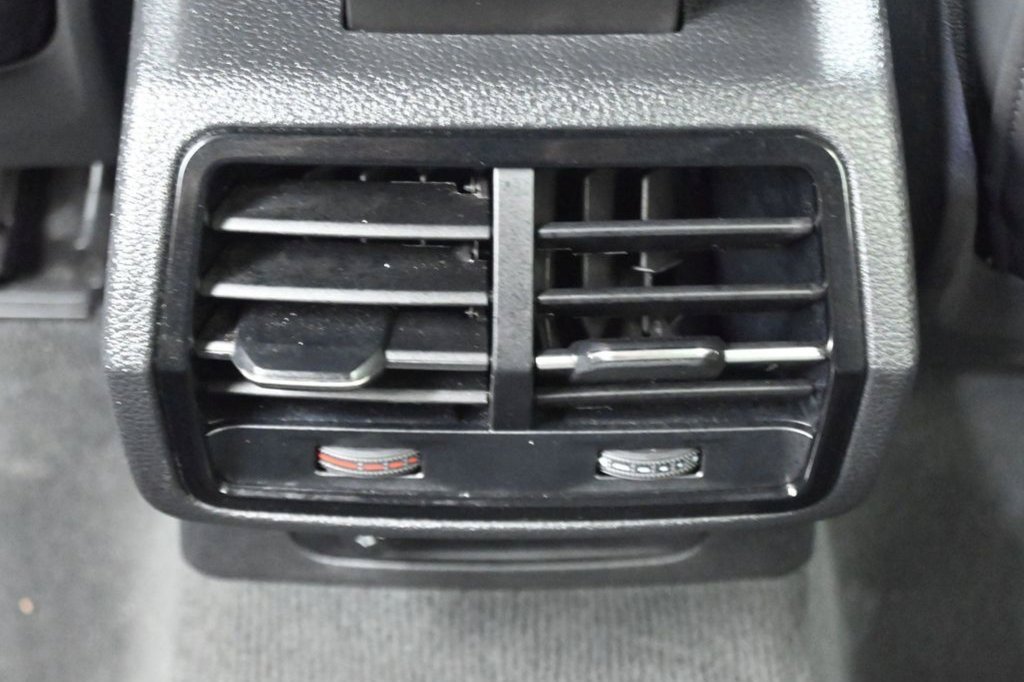 Used 2025 Audi Q3 2.0T Premium AWD/4WD image 43