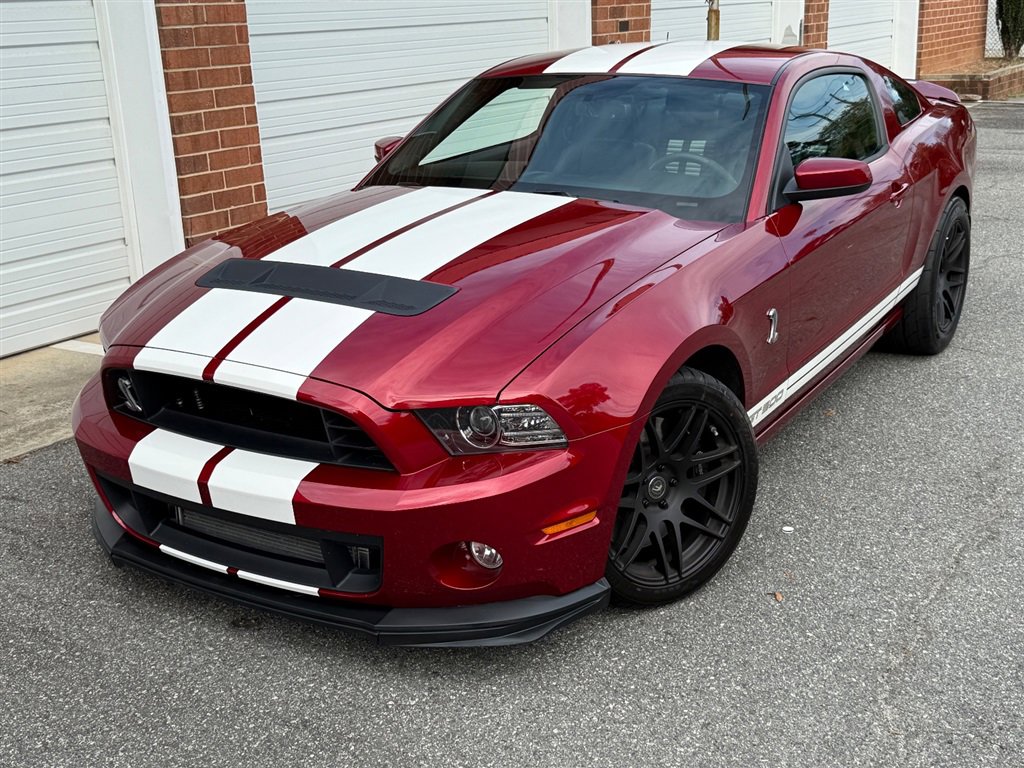 Used 2014 Ford Mustang Shelby GT500 w/ SVT Track Pack image 6