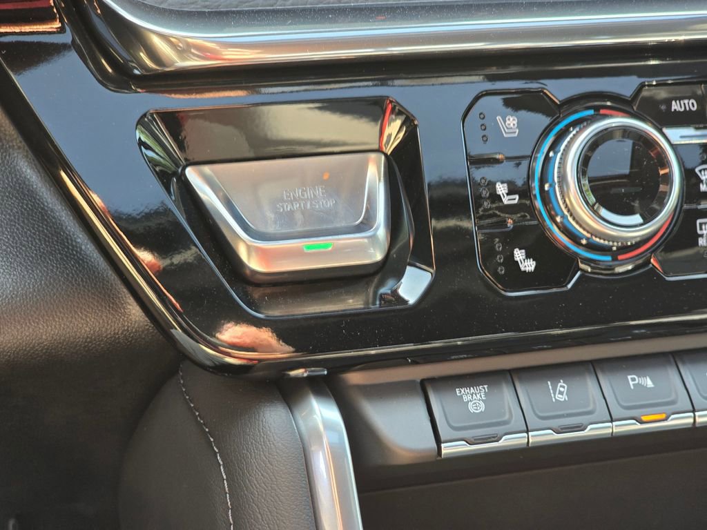 New 2025 GMC Sierra 3500 Denali w/ Denali Reserve Package image 32