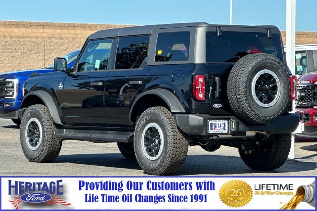 New 2026 Ford Bronco Outer Banks w/ Sasquatch Package AWD/4WD image 6