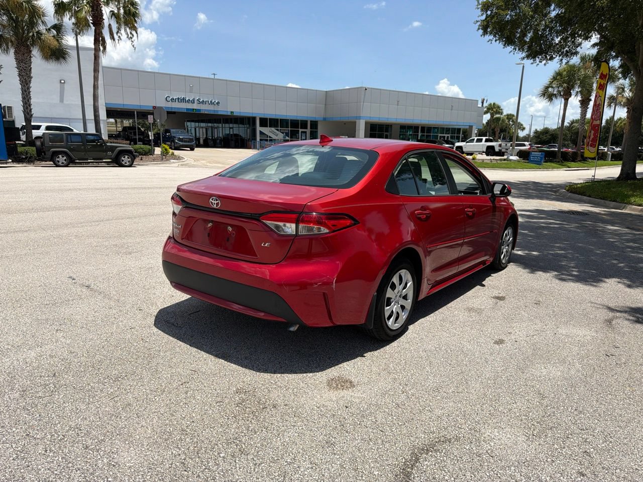 Used 2020 Toyota Corolla LE FWD image 5