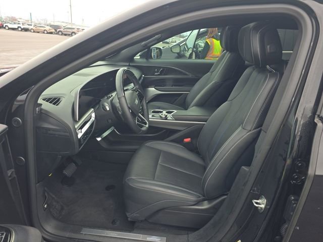 Certified 2024 Cadillac Lyriq Sport image 15