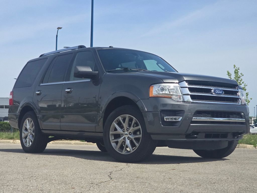 Used 2016 Ford Expedition Limited w/ Equipment Group 301A AWD/4WD image 2