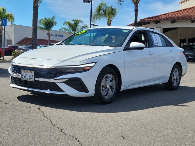 Certified 2025 Hyundai Elantra SE image 5