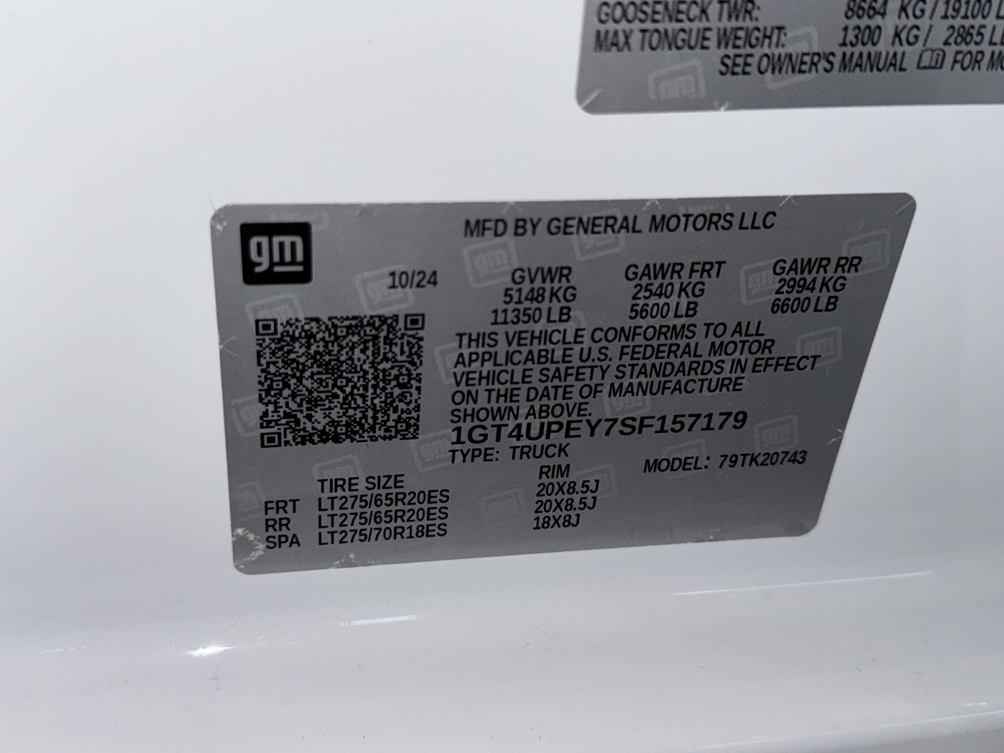 Used 2025 GMC Sierra 2500 AT4 w/ AT4 Premium Plus Package AWD/4WD image 41