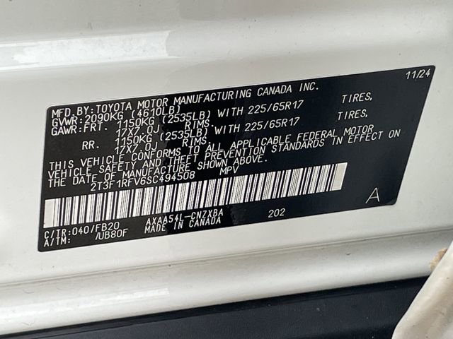 Used 2025 Toyota RAV4 LE AWD/4WD image 28