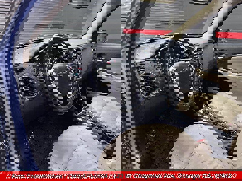 Used 2013 Chrysler 200 Limited image 11