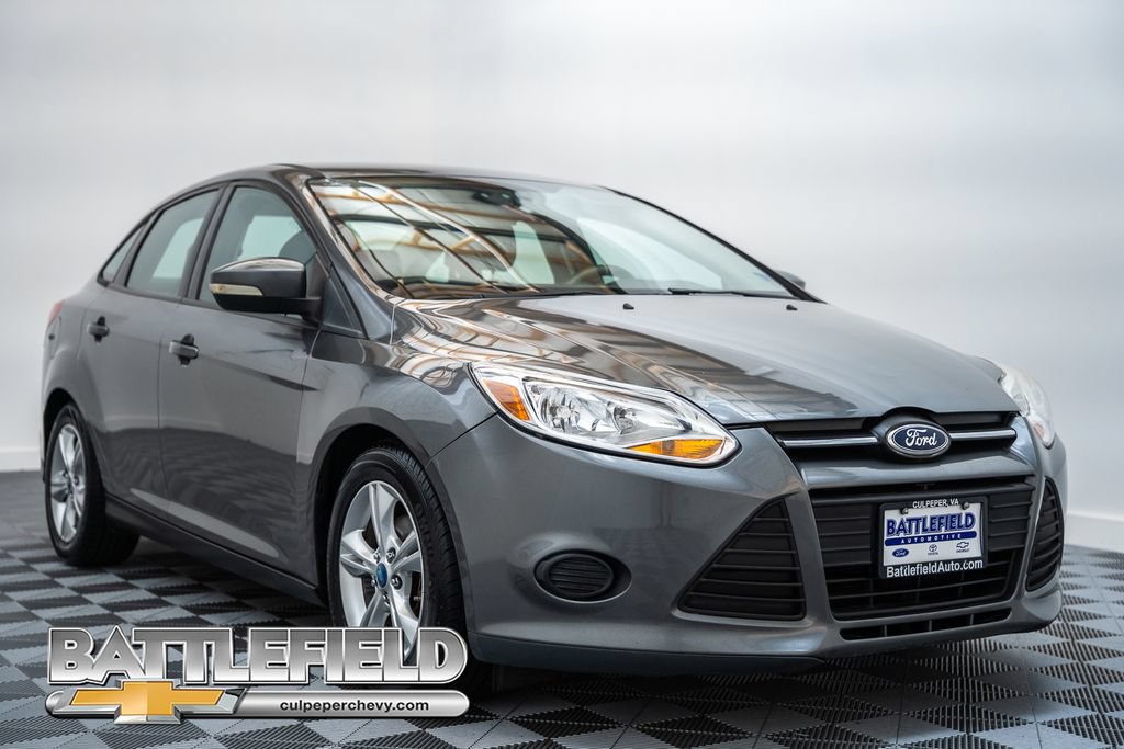 Used 2014 Ford Focus SE FWD image 1