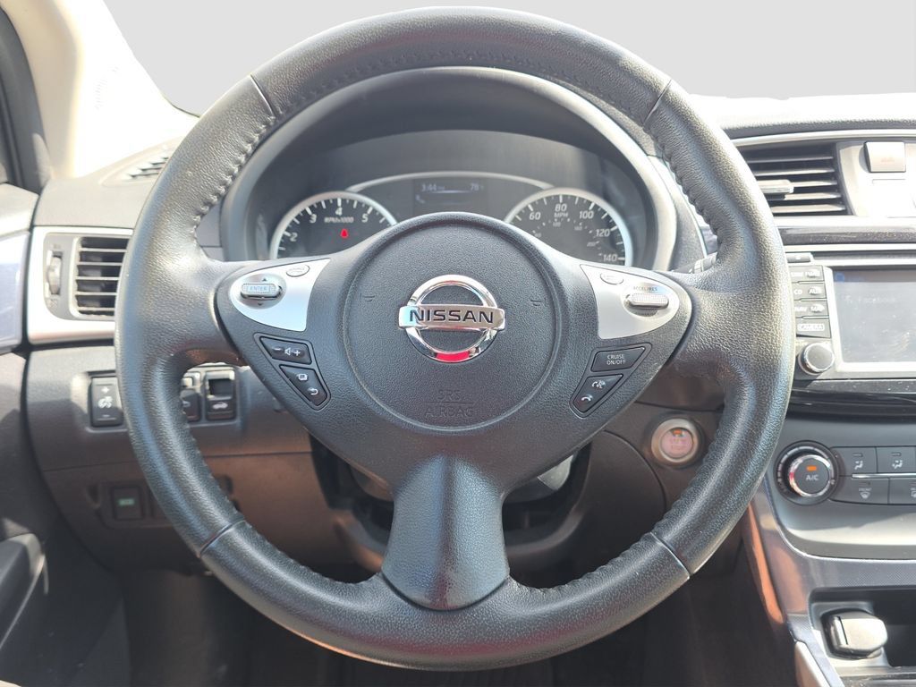 Used 2017 Nissan Sentra SR w/ Driver's Assist Package FWD image 6