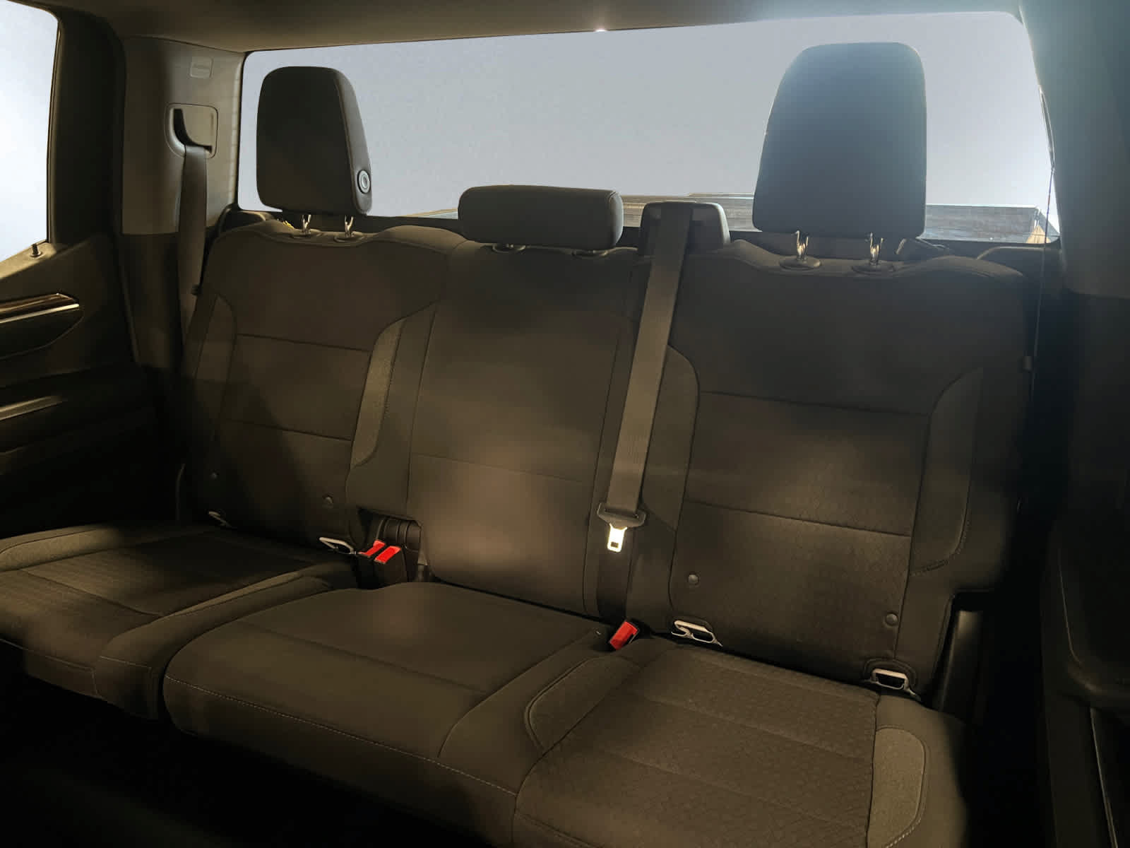 Used 2023 Chevrolet Silverado 1500 LT AWD/4WD image 18
