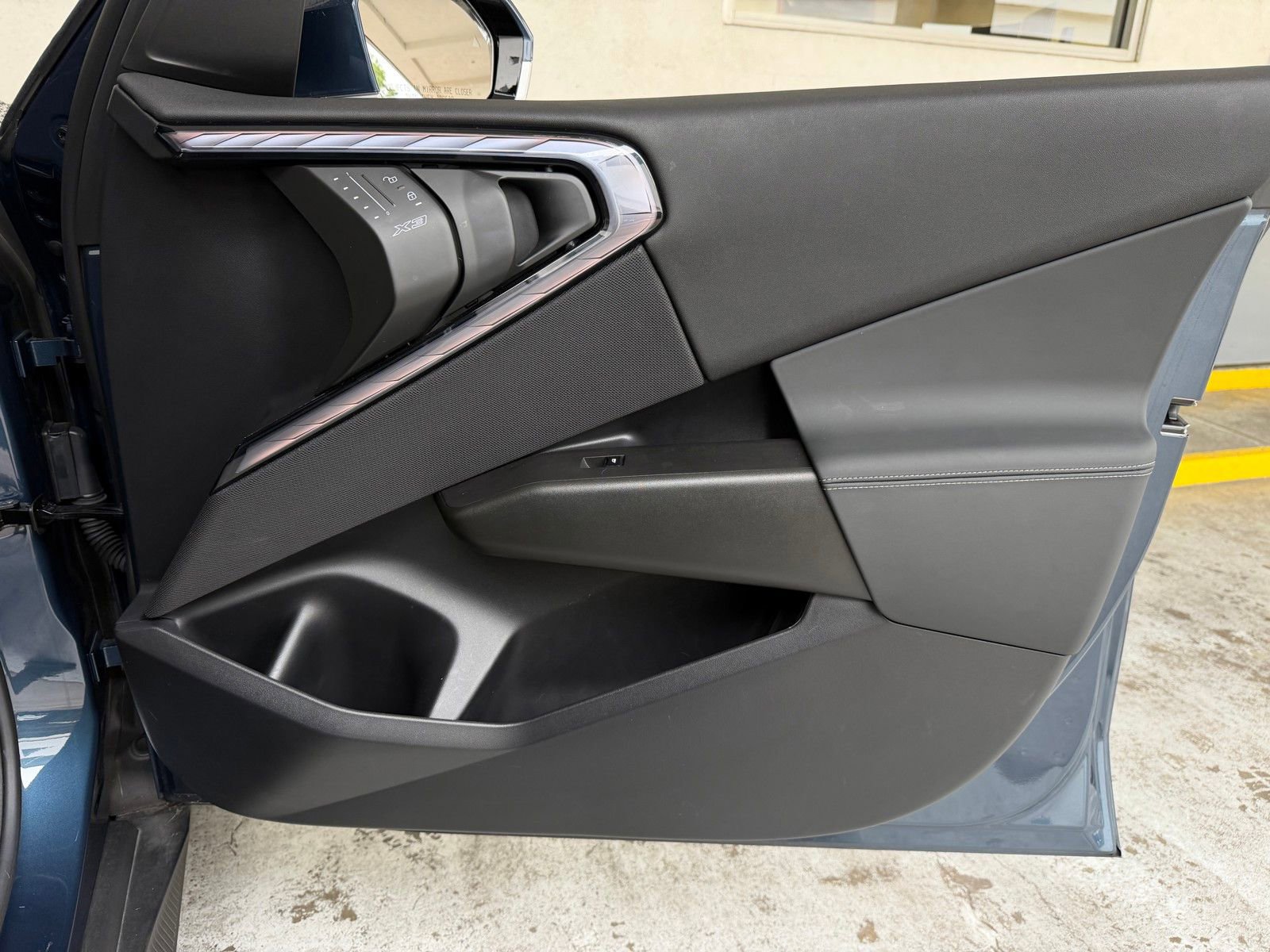 Used 2025 BMW X3 xDrive30i w/ Premium Package image 21