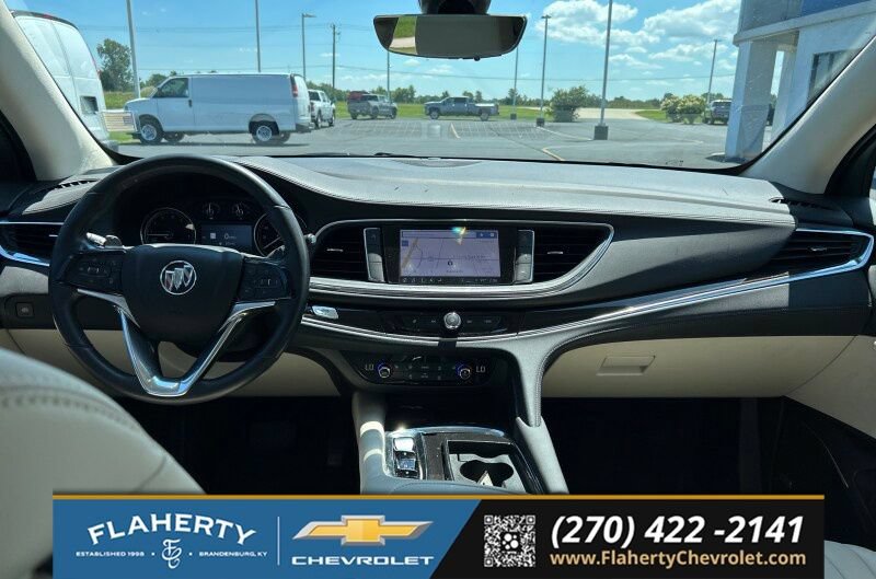 Used 2023 Buick Enclave Essence w/ Experience Buick Package FWD image 4