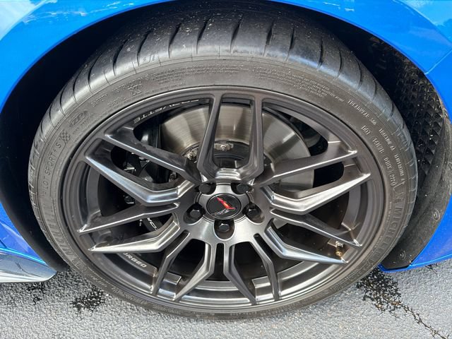 Used 2024 Chevrolet Corvette Z06 RWD image 13