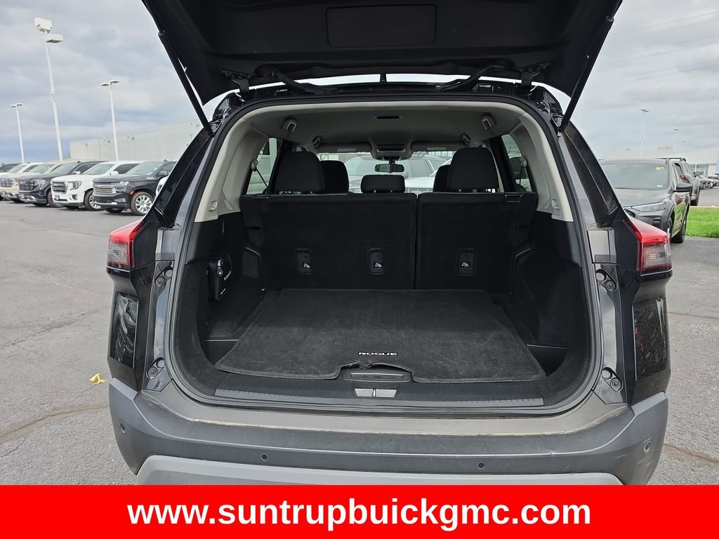 Used 2023 Nissan Rogue SV image 24