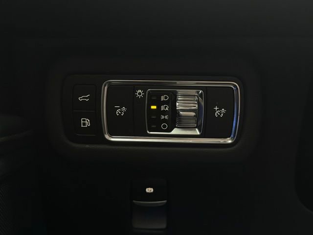 New 2026 Lincoln Nautilus Premier w/ Equipment Group 102A image 34