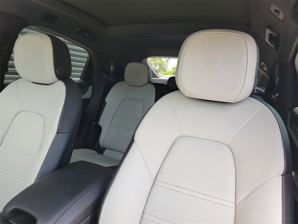 New 2025 Porsche Cayenne S image 5