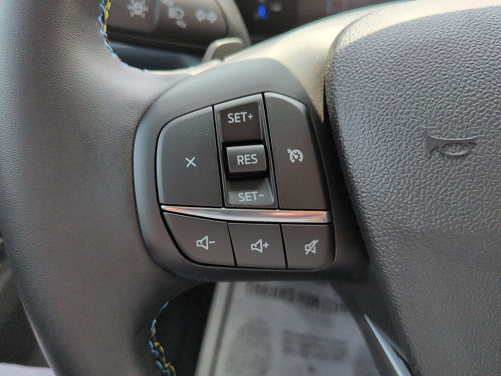 New 2026 Ford Maverick Lobo AWD/4WD image 18