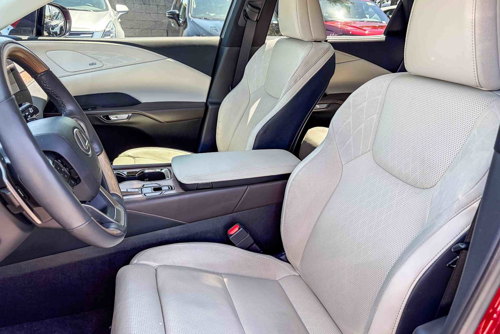 Certified 2023 Lexus RX 350 FWD w/ Accessory Package (K3) image 16